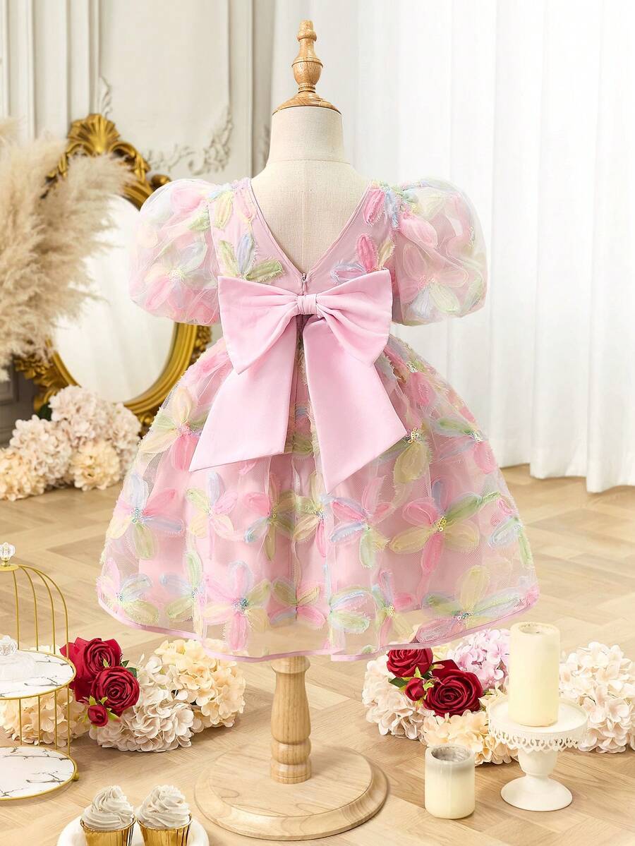 SHEIN 女童3D立体花卉网纱泡泡袖休闲连衣裙 - 淺粉色 - 查看 1