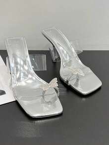 Zapatillas frías de viento de hadas con dedos abiertos nuevas zapatillas Exteriores de verano con taladros de mariposa con tacones finos y sandalias transparentes en el talón Medio, Sandalias de tacón para mujer - Plateado - Ver 6