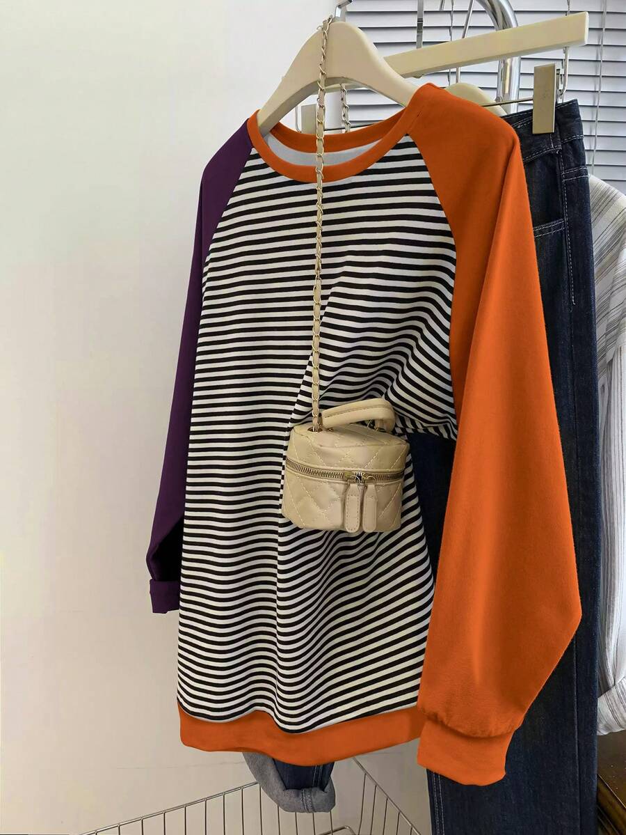 SHEIN 新款女士秋冬条纹柔软舒适撞色插肩袖圆领卫衣 - 彩色 - 查看 1