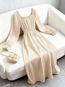 GlowEve CURVE 女士甜美优雅荷叶边腰部长袖连衣裙 - 杏色 - 查看 2