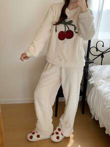 Girls' Plush Double-Sided Fleece Pajama Set, Fashionable & Adorable Bow & Cherry Blossom Embroidery, Comfortable Casual Crew Neck Long Sleeve Top & Pants, 2-Piece Loungewear Cherry Pajama Set Soft Pajamas Set Comfy Pajama Set Cherry Two Piece Set For Girl Fluffy Matching Pjs