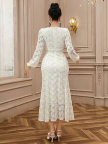 DAZY 高端法式时尚优雅串珠V领长袖仿皮草蕾丝美人鱼连衣裙长款吊带裙 - 米色 - 查看 2