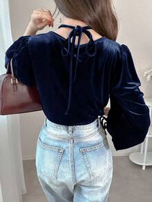 FRIFUL 女士方领交叉系带灯笼袖纯色甜美丝绒T恤 - 藏蓝色 - 查看 4