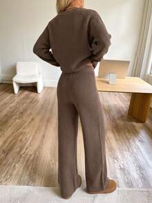 SHEIN EZwear Bộ 2 áo len nữ màu nâu kiểu dáng thường ngày, thích hợp cho mùa thu/đông, có thể mặc trễ vai. - màu nâu - Xem 2