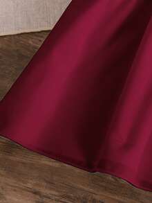 SHEIN Genkimix Kids 两件套：少女可爱简约休闲荷叶边无袖上衣和时尚铆钉牛仔裤 - 酒紅色 - 查看 6