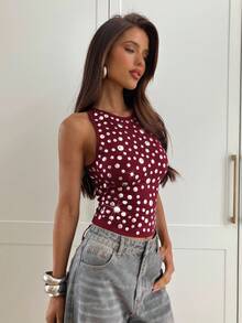 Aloruh Áo crop top hở vai cổ tròn đính đinh tán thời trang Y2K dành cho nữ - Màu Đỏ Sâu - Xem 6