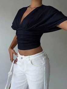 Aloruh 杏色深V褶皱短袖紧身下摆女式T恤 - 藏蓝色 - 查看 5