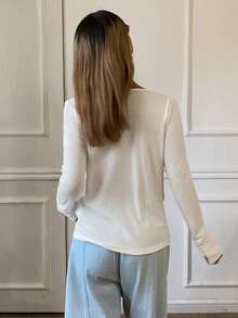 DAZY Áo thun nữ tay dài cổ tròn thanh lịch, chất liệu mỏng nhẹ, kiểu dáng Y2K. - trắng - Xem 4