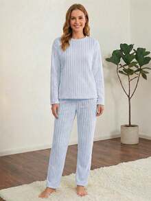 Pijama de Invierno para Mujer | Conjunto Aterciopelado y Térmico - Azul - Ver 1