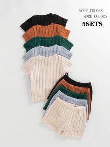 SHEIN Playful Pals 5件套男婴套装，包含5件纹理针织短袖圆领上衣和5条弹力腰纹理针织短裤。上衣颜色分别为卡其色、蓝灰色、军绿色、棕色和黑色，短裤颜色与上衣颜色相匹配。适合春夏季节、户外活动和休闲穿着，适合6个月至2-3岁的男婴。 - 彩色 - 查看 2