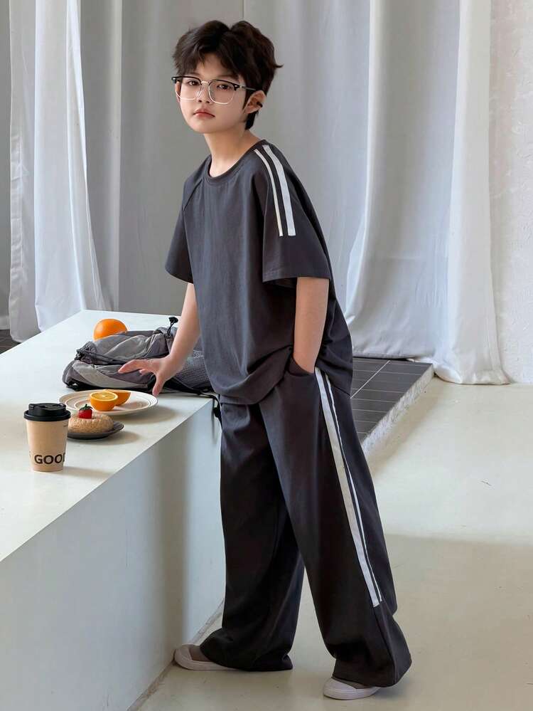 Tween Boy Striped Crew Neck Short Sleeve T-Shirt And Pants Casual Loose Outfit