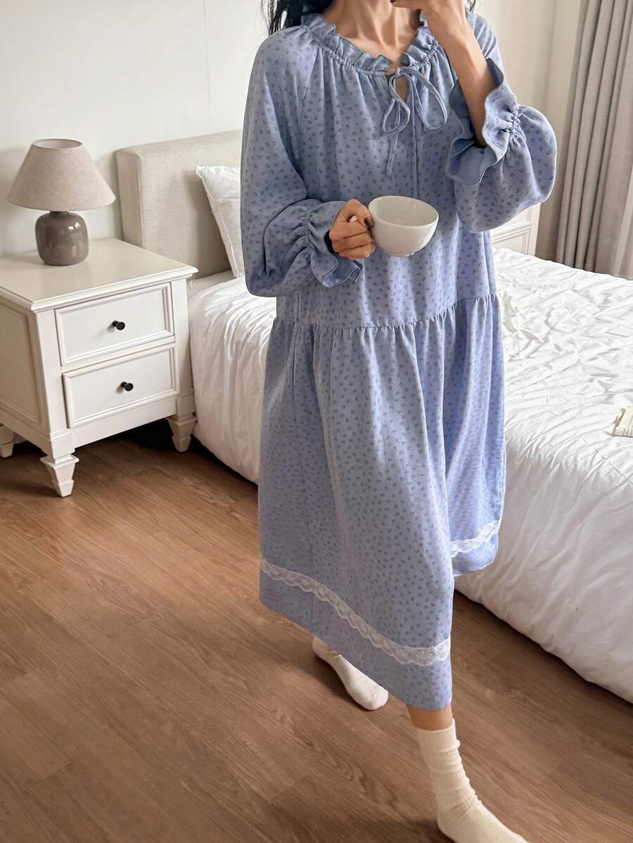 DAZY Vacation Style Ditsy Floral Ruched Frill Collar Lace Patchwork Loose Long Women Nightgown - Blue - View 1
