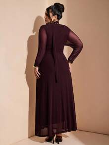 SHEIN BAE Vestido largo minimalista de talla grande con escote en V, cintura ceñida y ribete de encaje, color borgoña, otoño, elegante, atuendo de Navidad y Año Nuevo para mujeres, vestido de invitada de boda - Café integral - Ver 2