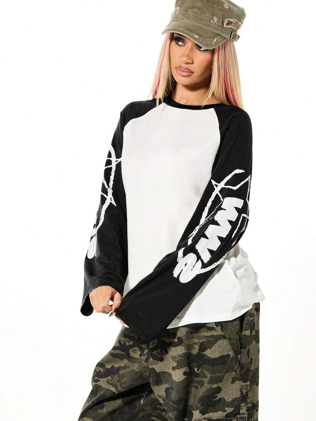 SUMWON WOMEN Raglan Baseball Shirt With Graphic Print