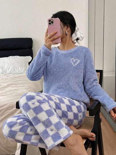 SHEIN 2pcs Girls Heart Embroidery Casual Loungewear Set, Fleece Fabric, Long Sleeve Top And Pants Comfy Pajama Set