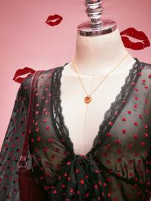 SHEIN ICON 女士加大码复古性感优雅都市现代千禧风Y2K情人节：半透明红色爱心植绒拼接蕾丝边深V领前中系带开衩不对称下摆喇叭袖黑色网纱上衣 - 黑色 - 查看 1