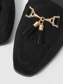 Sleekvia Sepatu Flat Wanita Kasual Serbaguna untuk Perjalanan, Dekorasi Metal, Cocok untuk Hari Valentine - Hitam - View 8