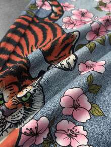 ROMWE MEN Anime Spring/Summer Casual Graphic Men'S Floral & Tiger Print Pocket Loose Wide Leg Casual Jeans - Blue - View 5