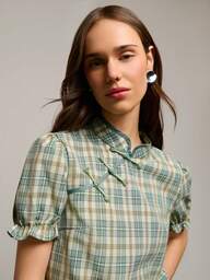Nöista Plaid Short-Sleeved Top With Chinese-Style Buttons, Trim, Puff Sleeves With Ruffles, Sweet , Girly, Fresh Color Scheme Expressing A New Chinese Casual Style, , A Comfortable , Easy-To-Wear Fit.