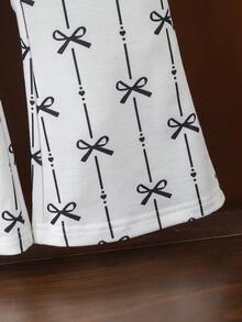 Conjunto de Top de Manga Curta Raglan com Laço 3D Elegante e Fofo e Calça Flare com Estampa de Laço, Preto e Branco, Adequado para Uso Diário, Férias, Primavera e Verão - Meninas Jovens - Preto e Branco - Visão 6