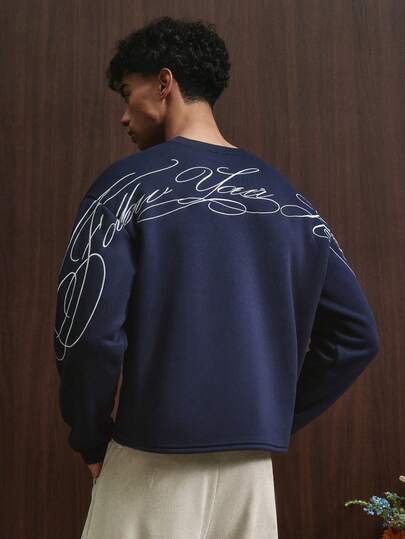 TOKVUE 男士休闲畅销刺绣英文签名套头卫衣，适合户外音乐节、日常出行、朋友聚会、送给男友/丈夫的礼物、周年纪念礼物，海军蓝拼接套头衫