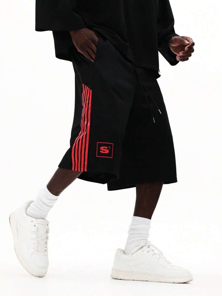 Short avec bandes latérales et logo