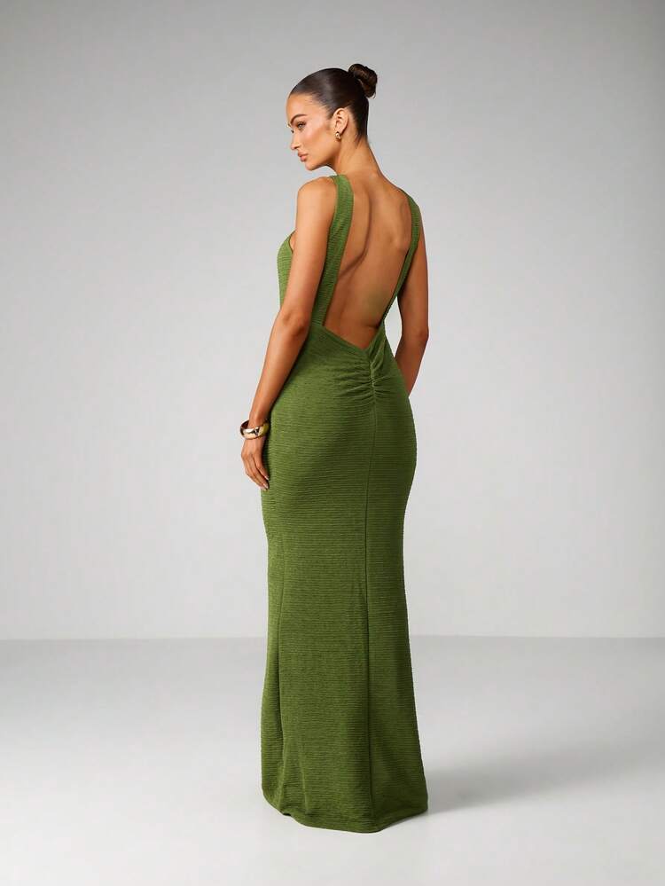 MISSGUIDED Wrap Halter Textured Stretch Bodycon Maxi Dress With Open Back Detail Party Evening Formal Occasion Wear Floor Length Sleeveless