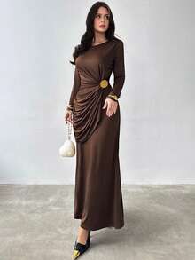 Firerie Women's Solid Brown Overlapping V-Neck Batwing Sleeve Pleated Elegant Dress - بني مخاوي - مشاهدة 3