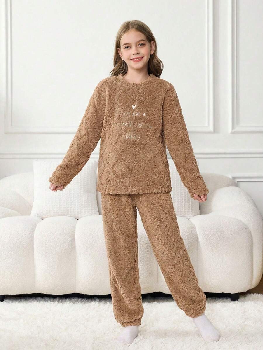 SHEIN Leap Crew 少女标语刺绣羊毛混纺长袖上衣和裤子睡衣套装 - 駝色 - 查看 1