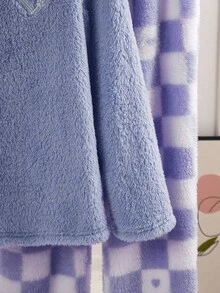 SHEIN 2pcs Girls Heart Embroidery Casual Loungewear Set, Fleece Fabric, Long Sleeve Top And Pants Comfy Pajama Set - Blue - View 9