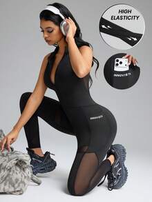 Innovista Woman Sports Sleeveless Jumpsuit Clothes Athletic Workout Outfits Affordable Premium, Chic Club Hijab Friendly Protection Ah Sports Training Aesthetic Lightweight Breathable Active Crop Top Zip Up With Leggings Phone Card Pocket Bottom Two Pieces Daily Athleisure Cycling Biker HIIT Office To Gym Activewear - Black - View 3
