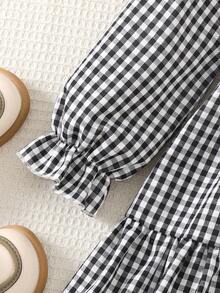 Emery Rose Kids Emery Rose Kids 女童格子宽松可爱休闲格子图案荷叶边荷叶袖法式连衣裙，长袖连衣裙，秋冬格子连衣裙，夏秋两季皆宜，非常适合休闲日常穿着和上学日常穿着。 - 黑與白 - 查看 3