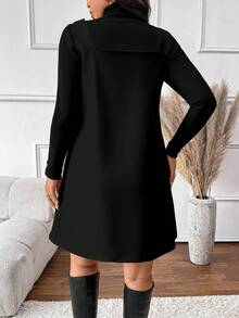 SHEIN Frenchy Bộ 2 món cỡ lớn cho nữ: Áo thun tay dài cổ đứng màu trơn kèm váy không tay, trang phục đi làm thường ngày - màu đen - Xem 2