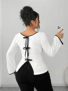 SHEIN PETITE CURVE Kaos Lengan Panjang Ukuran Besar Kasual dengan Dekorasi Pita Warna Kontras - Hitam dan Putih - View 2