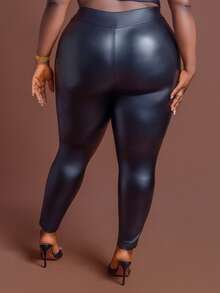 CurvyTilda Leggings de talla grande para mujer de cintura alta,unicoloro, elásticos y de cuero sintético PU