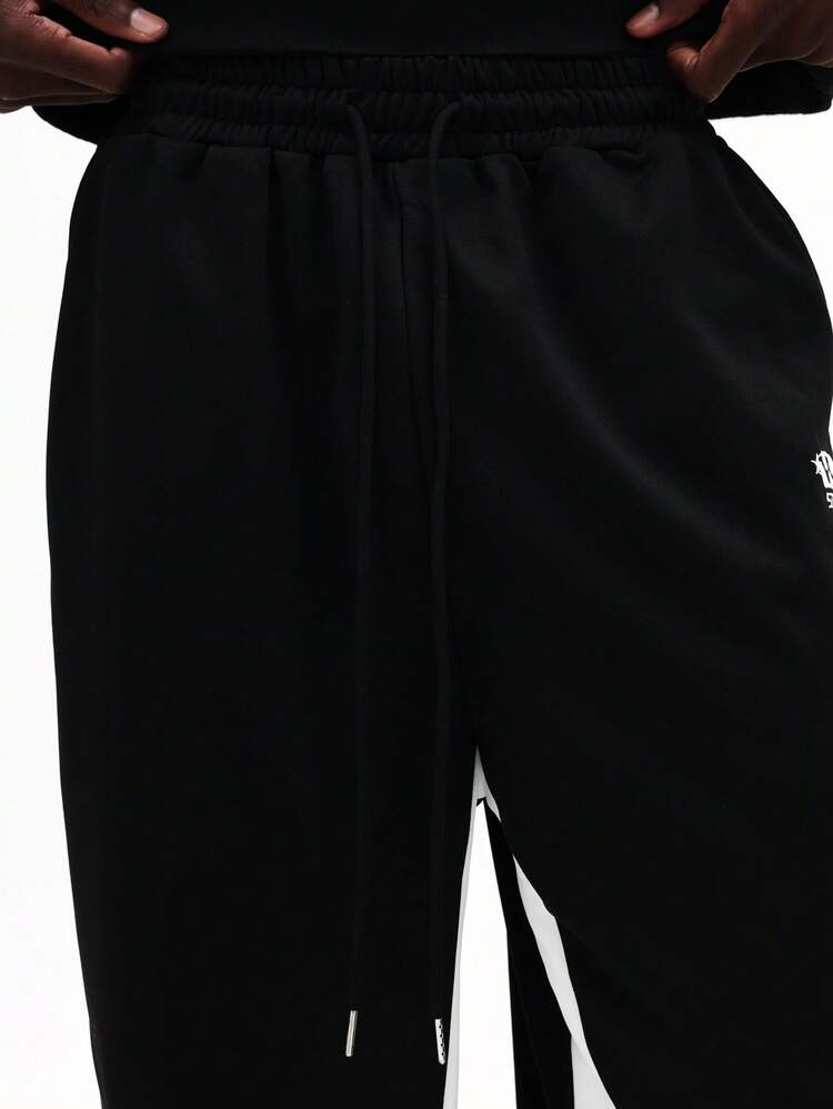 Sweatpants With Contrast Stripe