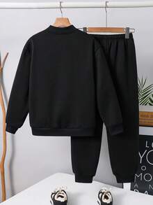 SHEIN Bộ 2 món áo khoác len cổ bóng chày thoải mái, có khóa kéo, quần jogger và áo khoác ngoài rộng rãi, phù hợp mặc hàng ngày cho trẻ em/bé trai, thích hợp mặc đi học, làm vườn, đi biển, sinh nhật, mùa xuân, mùa hè, mùa thu, mùa đông - màu đen - Xem 3