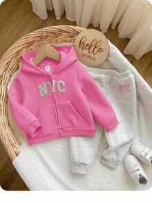 SHEIN 女婴休闲可爱字母印花连帽衫和裤子套装 - 玫紅色 - 查看 9