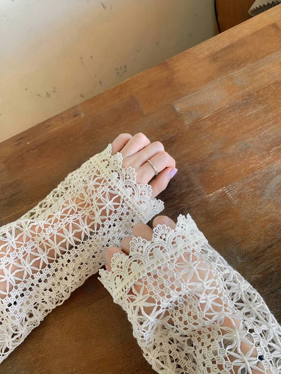 DAZY 女款圓領開襟蕾絲刺繡短版休閒上衣,自然風,純色長袖 - 米色 - 查看 1