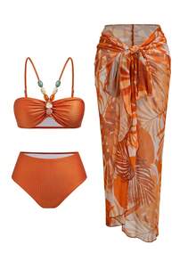 Swim Oasis 26SS 女士春夏沙滩套装，女士三件套泳装，优雅性感社交名媛复古波西米亚风，亚克力珠饰装饰，精致缎面质感面料，热带棕榈树剪影印花，全身印花，吊带比基尼上衣和裹身裙，高端套装，焦糖棕色，暖橙色，性感奢华，优雅精致，适合沙滩、度假、派对、日常穿着。三件套泳装，女士沙滩套装，沙滩裙套装，夏威夷风情套装，女士三件套泳装，女士沙滩套装，夏威夷风情套装，女士沙滩度假套装，2026新款女士泳装到货，适合上学、度假、约会、下午茶、西式、邮轮、沙滩、海岛、公路旅行、四季皆宜、音乐节、波西米亚风度假、凉爽秋季、西部波西米亚风、优雅女士上衣。活泼的假日彩色印花波西米亚风 - 咖啡棕 - 查看 1