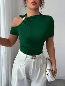Selianne Women's Casual Minimalist Solid Color Metal Decor Cold Shoulder Short Sleeve Fitted T-Shirt, Summer - Green - View 4