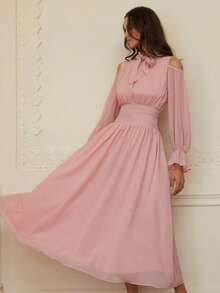 Revavyn 优雅露肩系带露背收腰修身长裙 - 粉色 - 查看 6