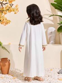 Váy Abaya họa tiết hoa xanh trắng cho bé gái, cổ và tay áo viền hoa xanh, thường ngày, phù hợp cho mùa xuân và mùa hè - Màu be - Xem 2