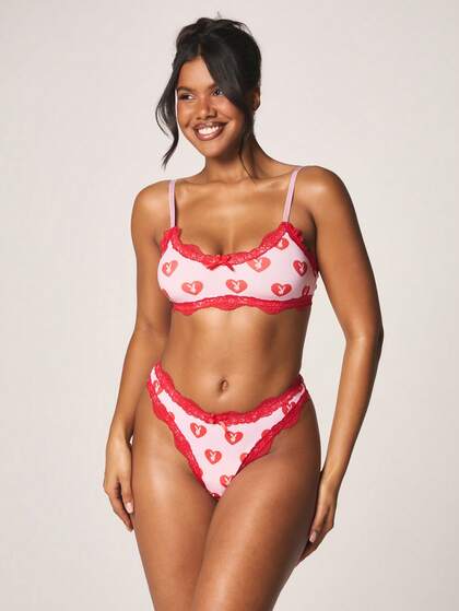 Missguided x Playboy Printed Heart Pattern Lace Trim Bralette And Thong Lingerie Set With Scalloped Edges Valentine Special Intimate Collection