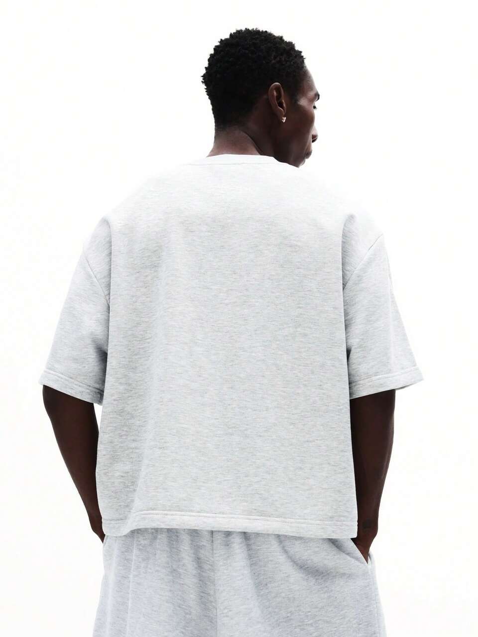 T-shirt stampata con vestibilità squadrata e scollo rotondo