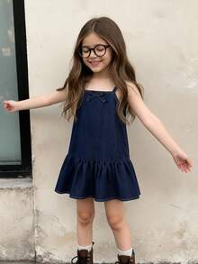 Elladie kids 女童休闲牛仔连衣裙，春夏款，深蓝色，细肩带蝴蝶结设计，荷叶边下摆，宽松牛仔背带裙，面料柔软舒适，适合上学、通勤和日常外出穿着。 - 深色水洗藍 - 查看 8