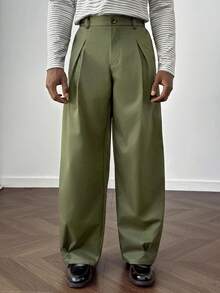 HUEFORM Pantalones rectos de color verde militar sólido minimalistas para uso casual y diario de los hombres - Verde militar - Ver 5