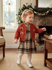 SHEIN 2pcs Baby Girls Ditsy Floral Sweater Jacket And Dress Set, Spring/Autumn - Khaki - View 10