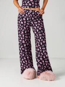 Missguided x Playboy Lippen-Muster Träger-Top und weite Palazzo Hose Pyjama Set Nachtwäsche Loungewear Matching Co-Ord Set - Verschiedenfarbig - Übersicht 5