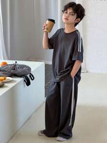 DAZY Bộ đồ thường ngày rộng rãi, kẻ sọc gồm áo thun ngắn tay cổ tròn và quần dài cho bé trai tuổi teen. - Màu xám đen - Xem 3